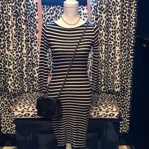 3/4 Length Sleeve BCBG Stretchy Knit Tunic/Dress